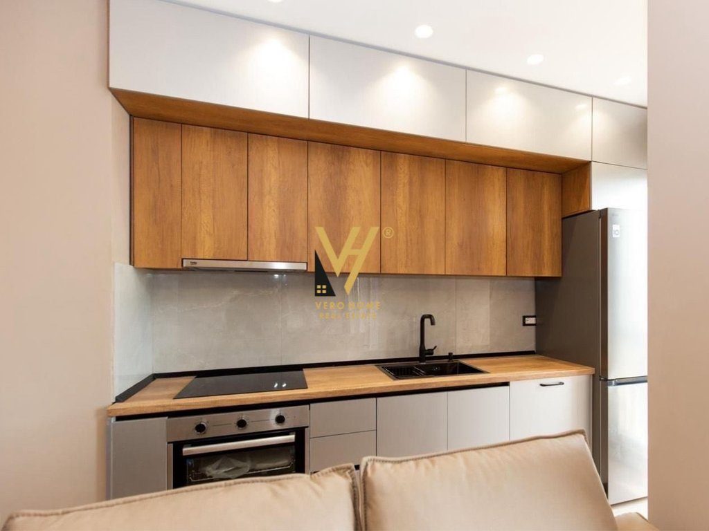 JEPET APARTAMENT 1+1 ME QIRA TE JORDAN MISJA 65.000 LEKE 3
