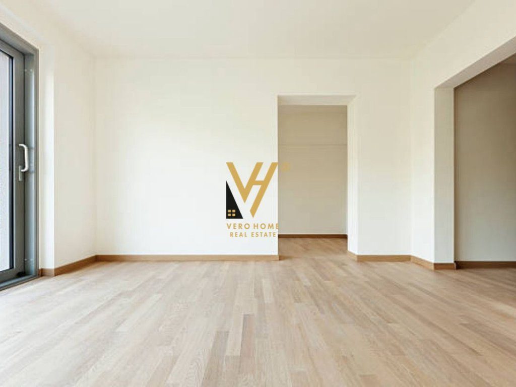 JEPET ZYRE 130 M2 ME QERA TE UNAZA E RE 80.000 LEKE