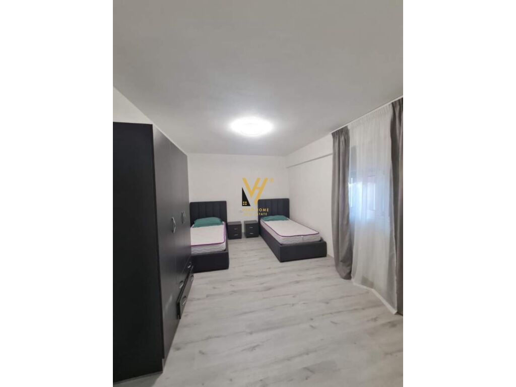 Jepet Apartament 2+1+ballkon me qera te Blloku 120 m2 4