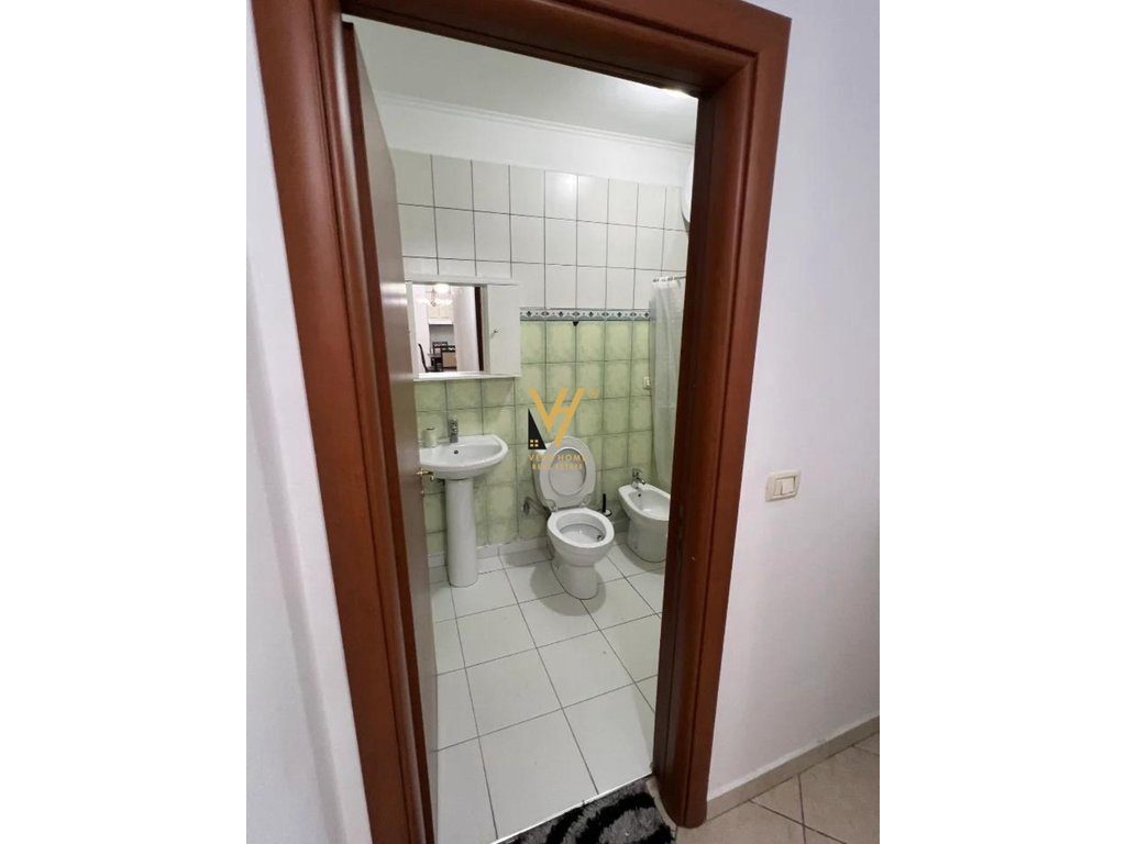 JEPET APARTAMENT 2+1+BLK ME QIRA TE KOMUNA E PARISIT 65.000 LEKE 4