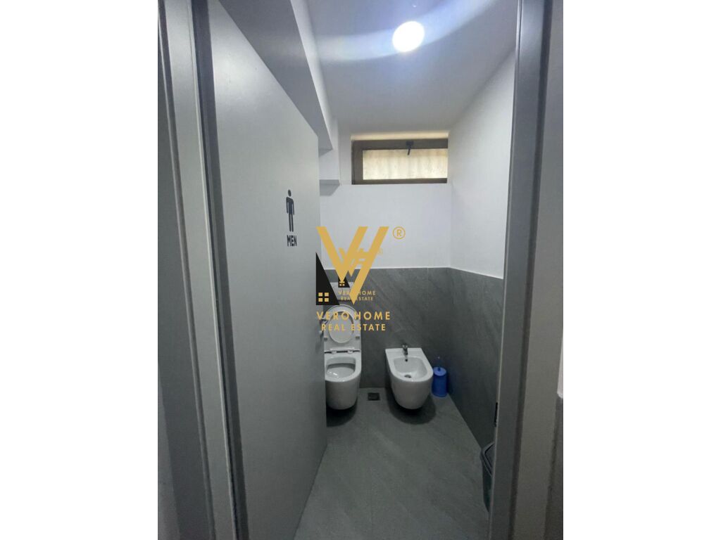 JEPET AMBIENT BIZNESI 170 M2 ME QERA TE PAZAR I RI 2.000 EURO 4