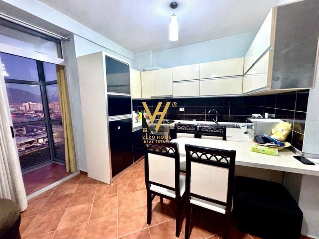 JEPET APARTAMENT 2+1+BLK ME QERA NE ASTIR 500 EURO 2