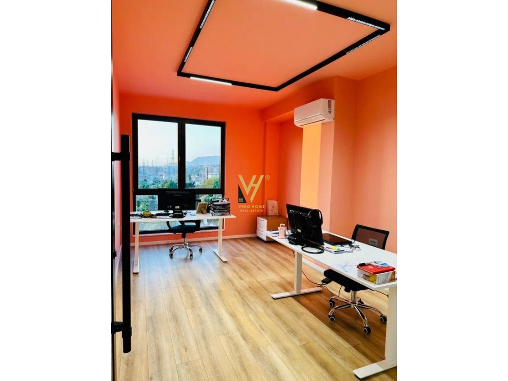 JEPET ZYRE 220 M2 ME QERA TE RRUGA SIRI KODRA 1.700 EURO 3