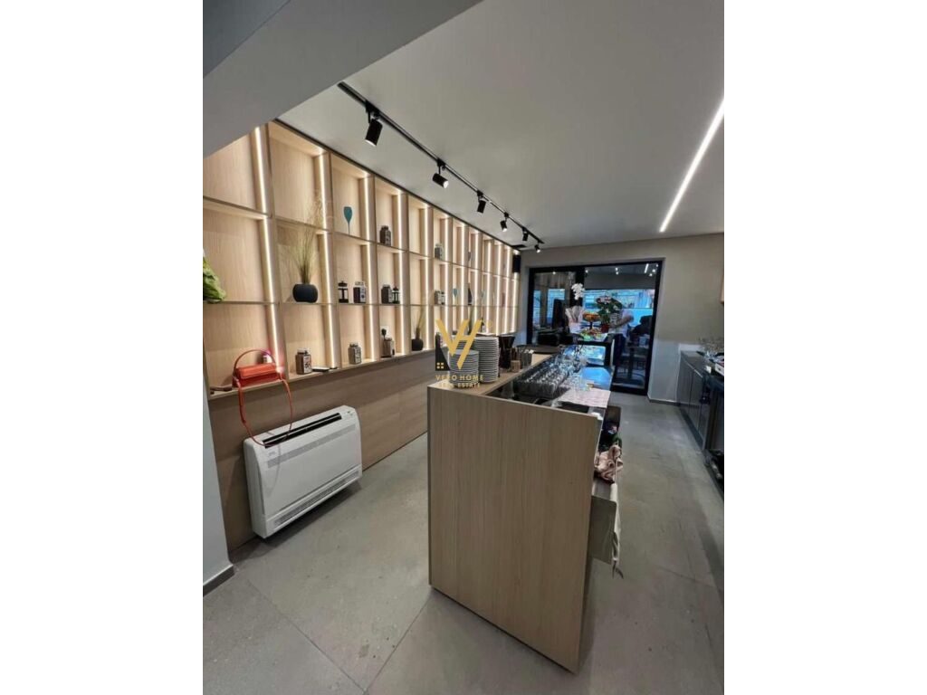 Shitet bar-lounge te Ali Demi 150 m2 3