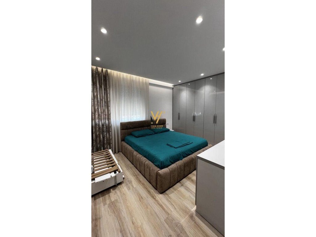 JEPET APARTAMENT 1+1+BLK ME QERA NE ASTIR, VILA L 550 EURO 3