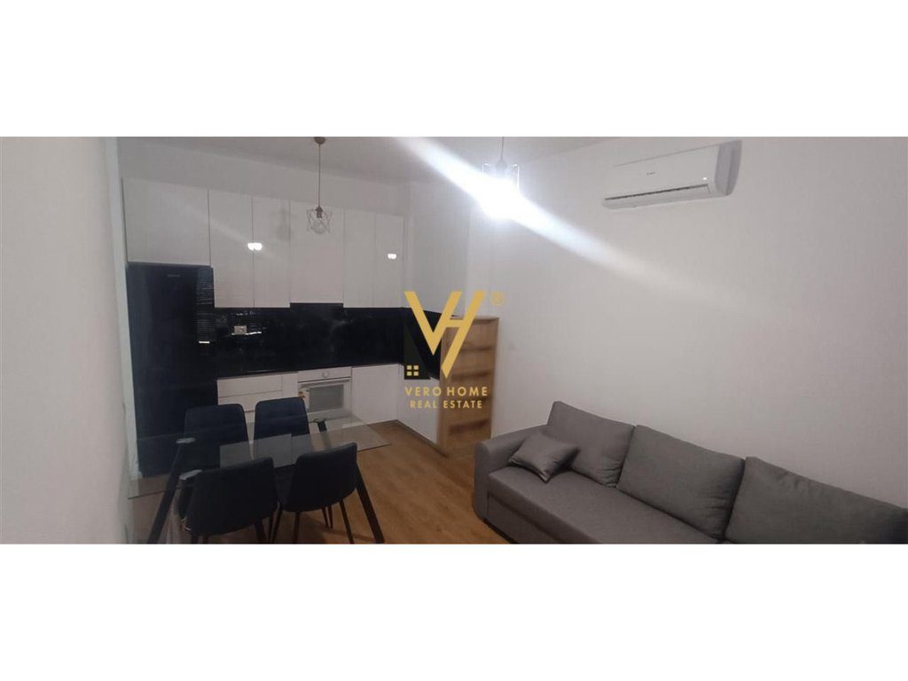 JEPET APARTAMENT 1+1+BLK ME QERA TE ALI DEMI, KOMP. KAIMI 500 EURO