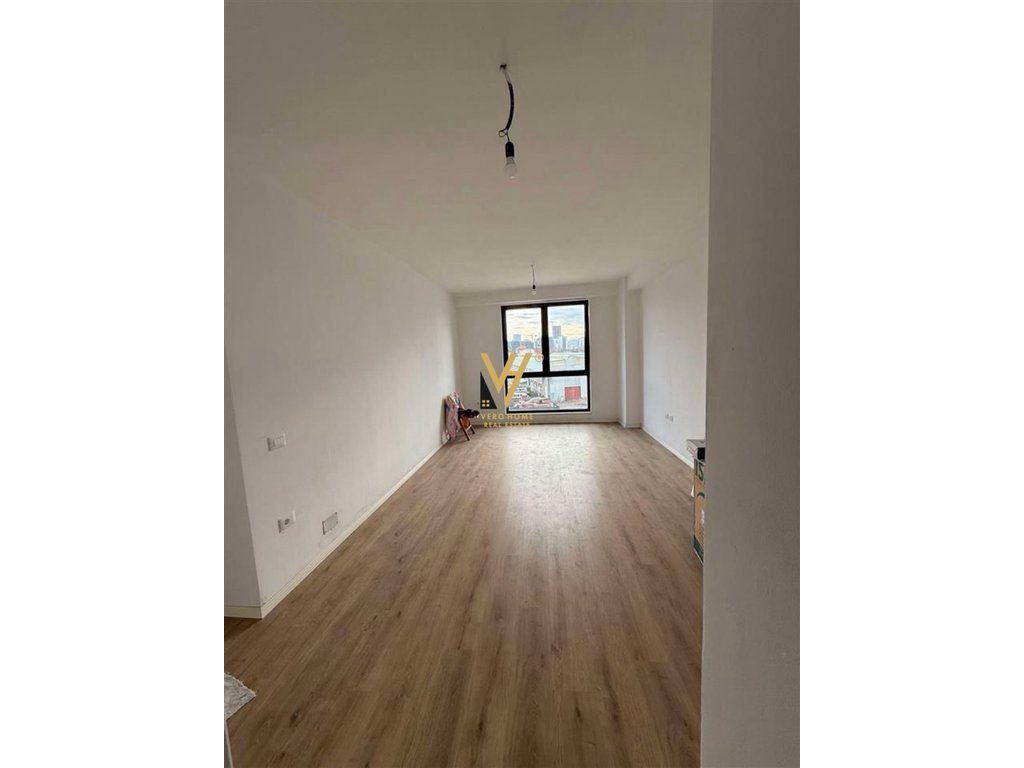 JEPET ZYRE 70M2 ME QERA TE BULEVARDI I RI 500 EURO