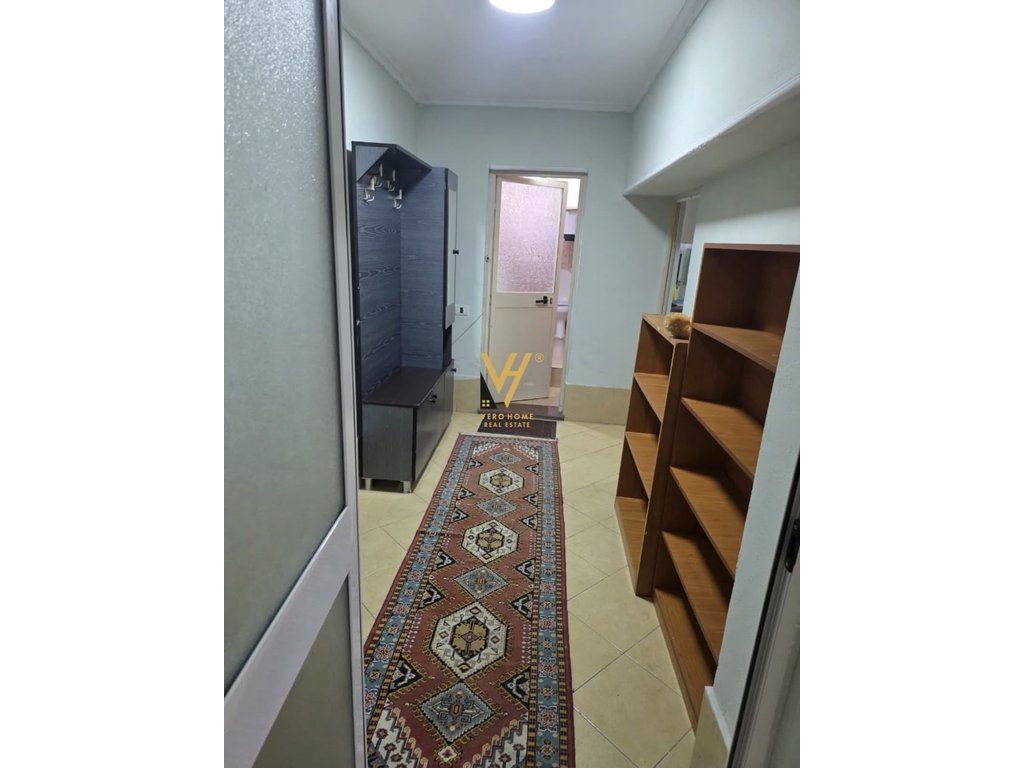 JEPET APARTAMENT 1+1 ME QERA TE MYSLYM SHYRI 45.000 LEKE 4