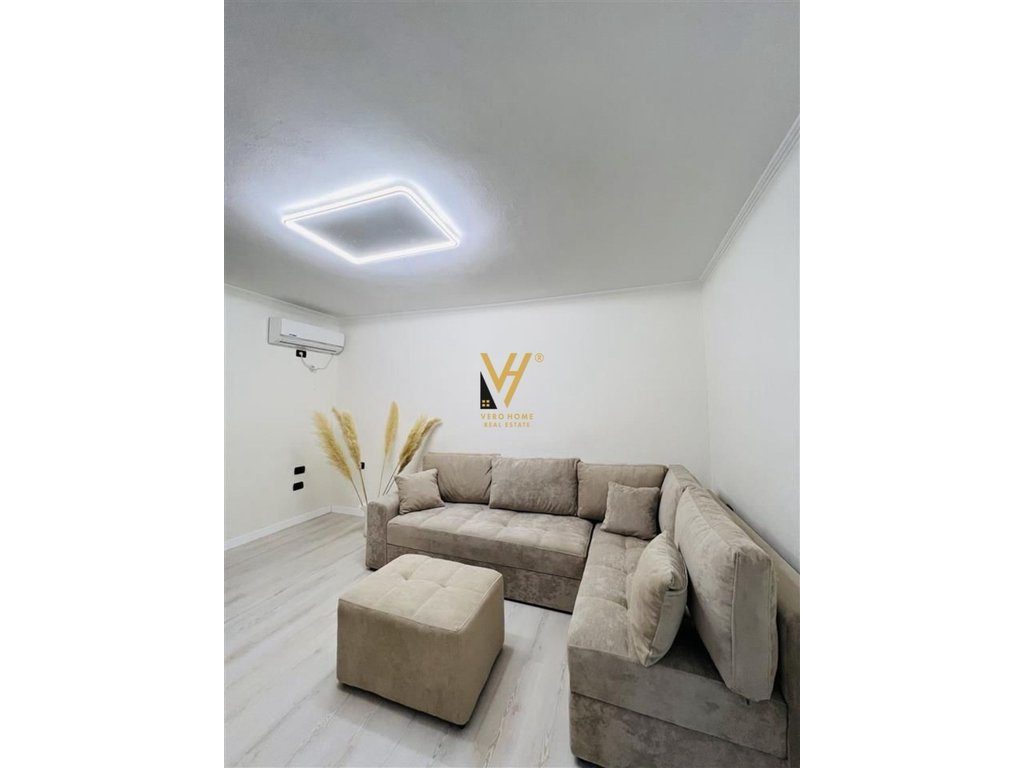 SHITET APARTAMENT 1+1+BLK TEK STADIUMI DINAMO 206.000 EURO
