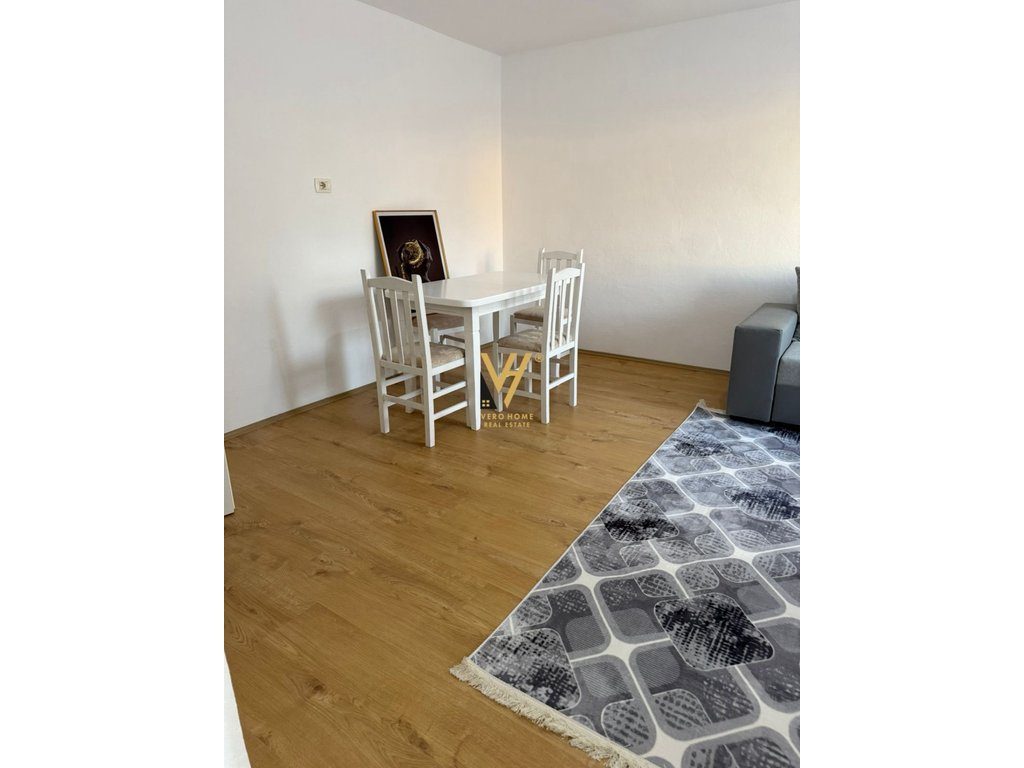 JEPET APARTAMENT 1+1+BLK ME QERA TE RRUGA BARDHYL 550 EURO