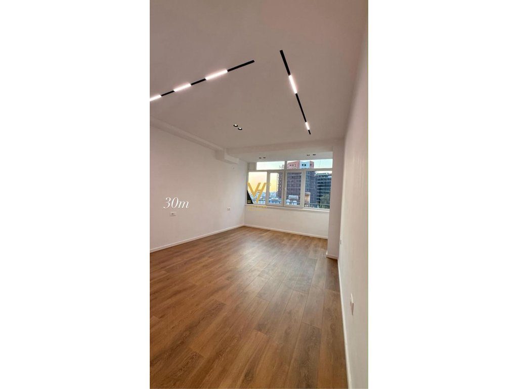 SHITET GARSONIERE 30 M2 TE MUHAMET GJOLLESHA 115.000 EURO