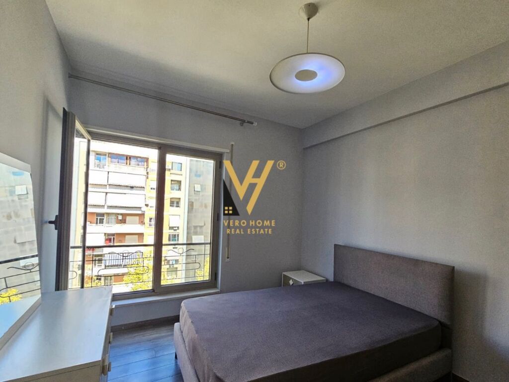Jepet Apartament 3+1+2+ballkon me qera te Rruga e Kavajes 130 m2 3