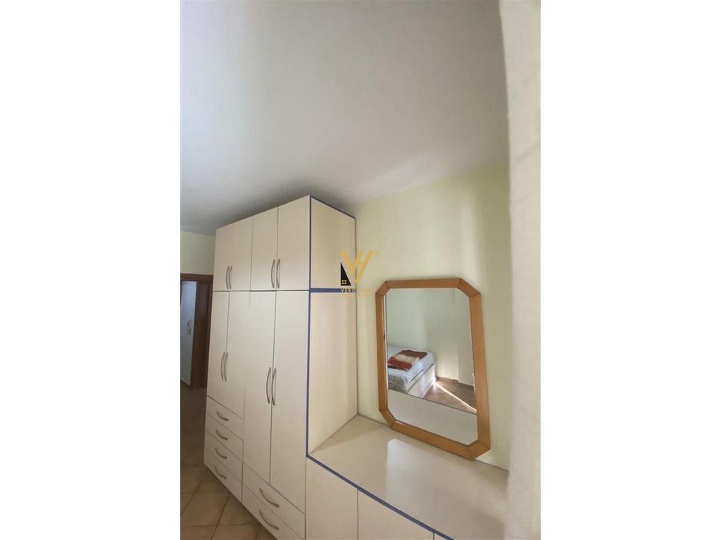 JEPET APARTAMENT 1+1+BLK ME QERA TE PAZARI I RI 500 EURO 4