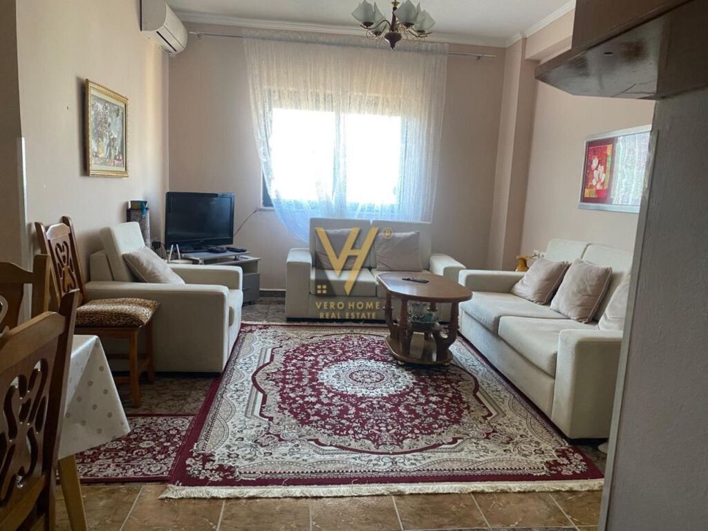 Jepet Apartament 2+1+ballkon me qera tek Oslo , Brryli 80 m2