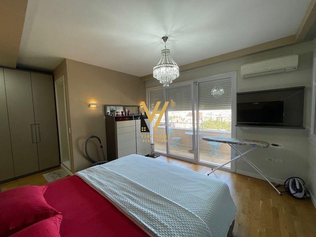 SHITET APARTAMENT 3+1+2+BLK TEK KOPSHTI BOTANIK 360.000 EURO 4