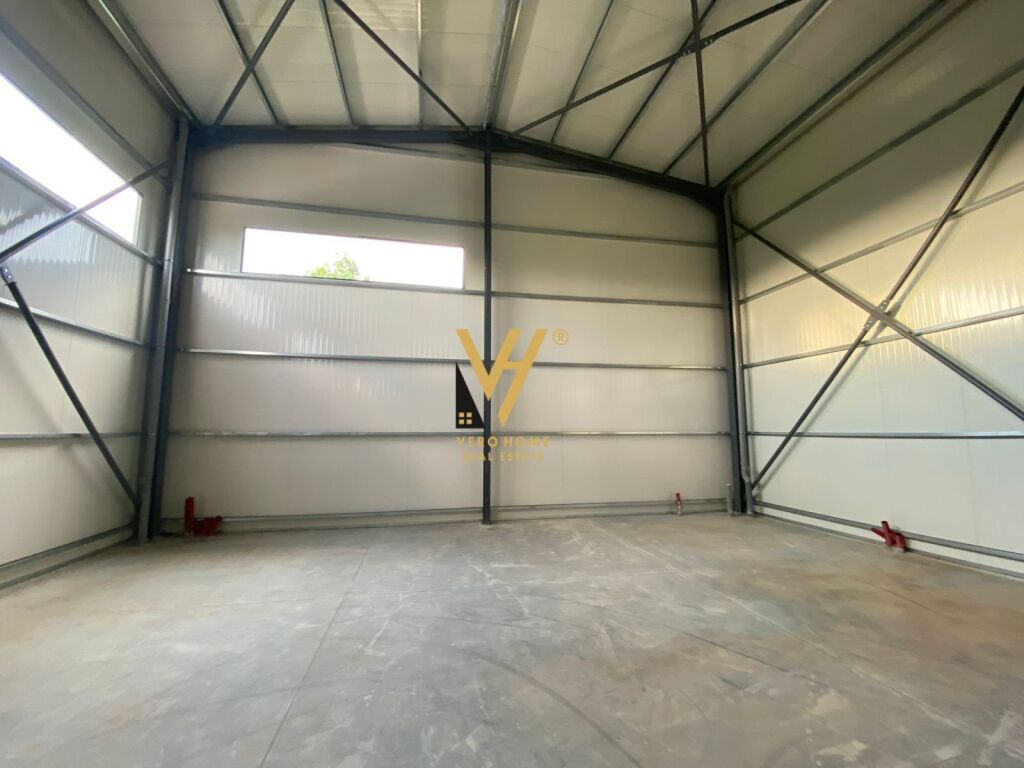 Jepet Kapanon me qera ne Domje 330 m2