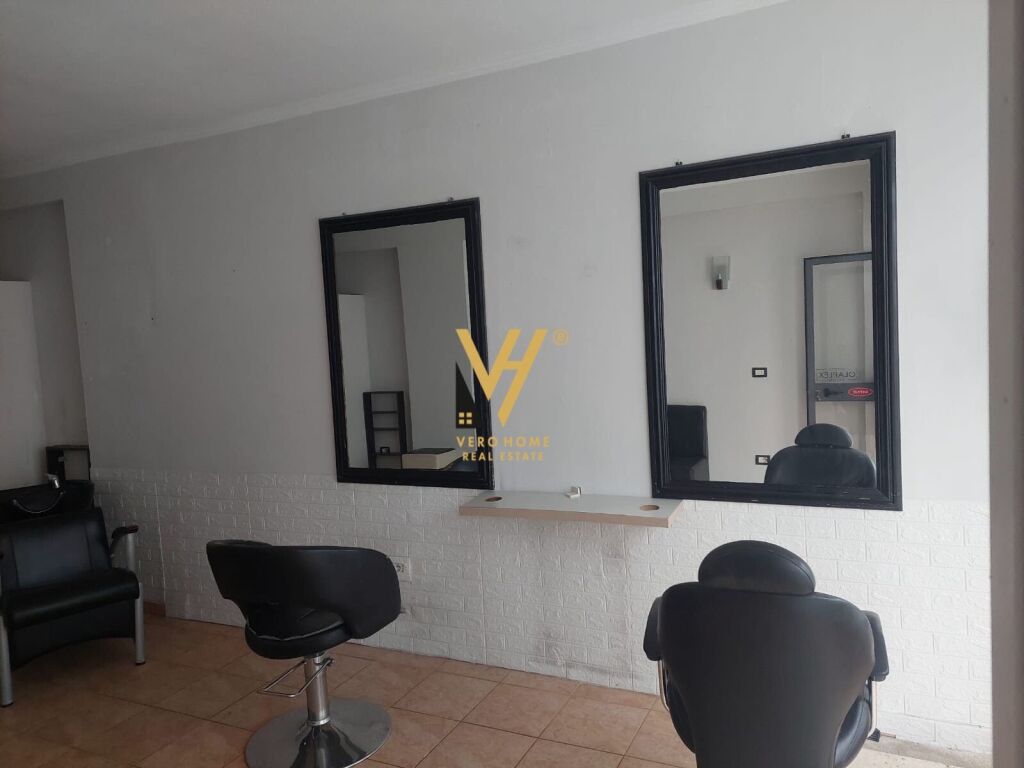 Jepet Zyre me qera te Ish Ministria e Jashtme 37 m2 3