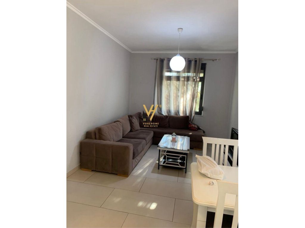 JEPET APARTAMENT 1+1 ME QIRA TE MYSLYM SHYRI 600 EURO