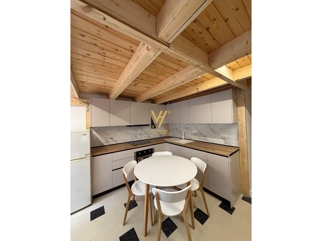 JEPET APARTAMENT 1+1 ME QERA RRUGA E DIBRES 65.000 LEKE 2