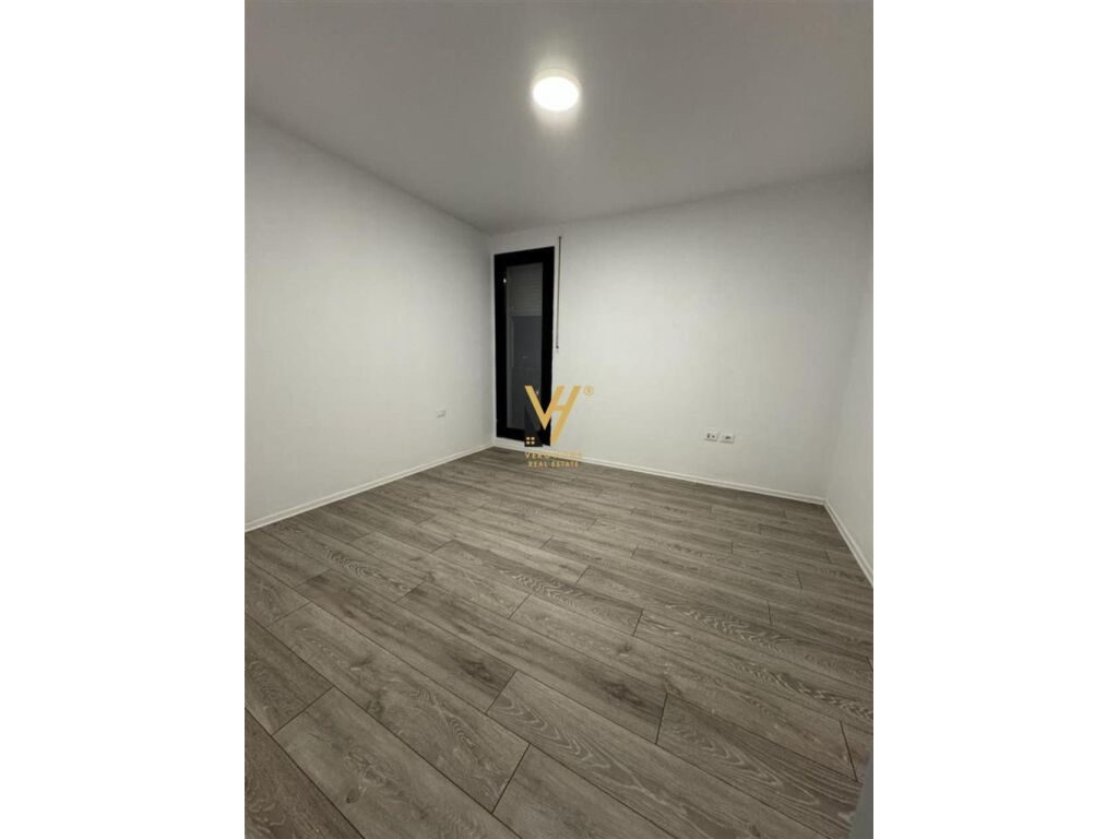 Jepet zyre me qera te Zirkoni 60 m2 3