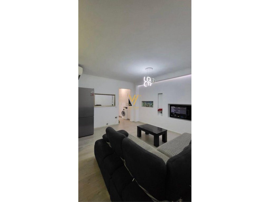 JEPET APARTAMENT 2+1 ME QIRA TE KOPSHTI ZOOLOGJIK 55.000 LEKE