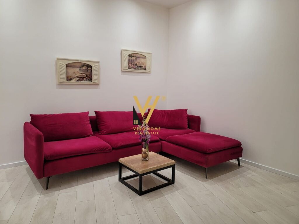 Shitet apartament 2+1 te Rruga Hamdi Sina , Liqeni i Thate 101 m2