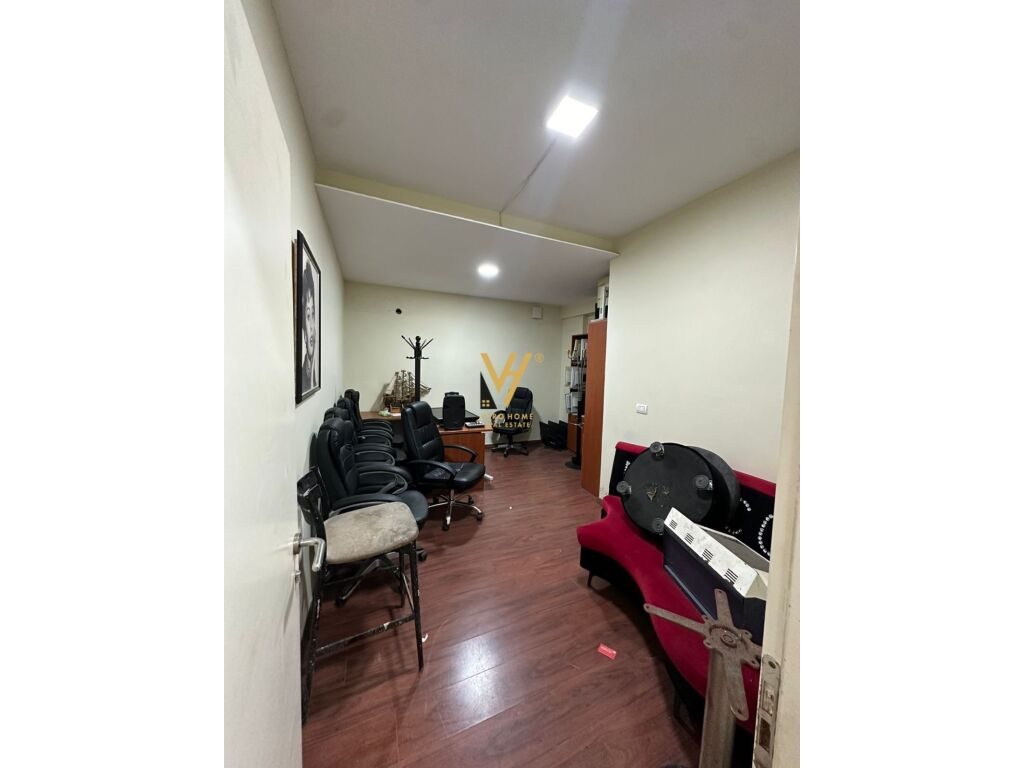Jepet Ambient Biznesi me qera te 21 Dhjetori 150 m2 4