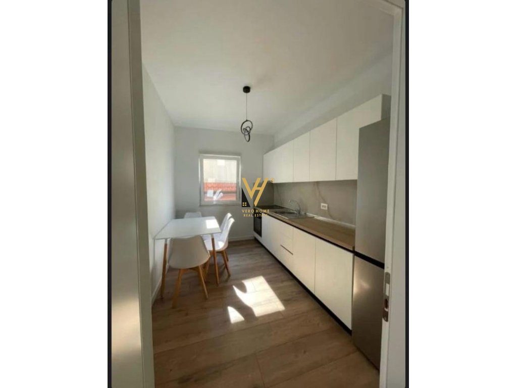 JEPET APARTAMENT 1+1+BLK ME QIRA TE RRUGA E KAVAJES 500 EURO 2