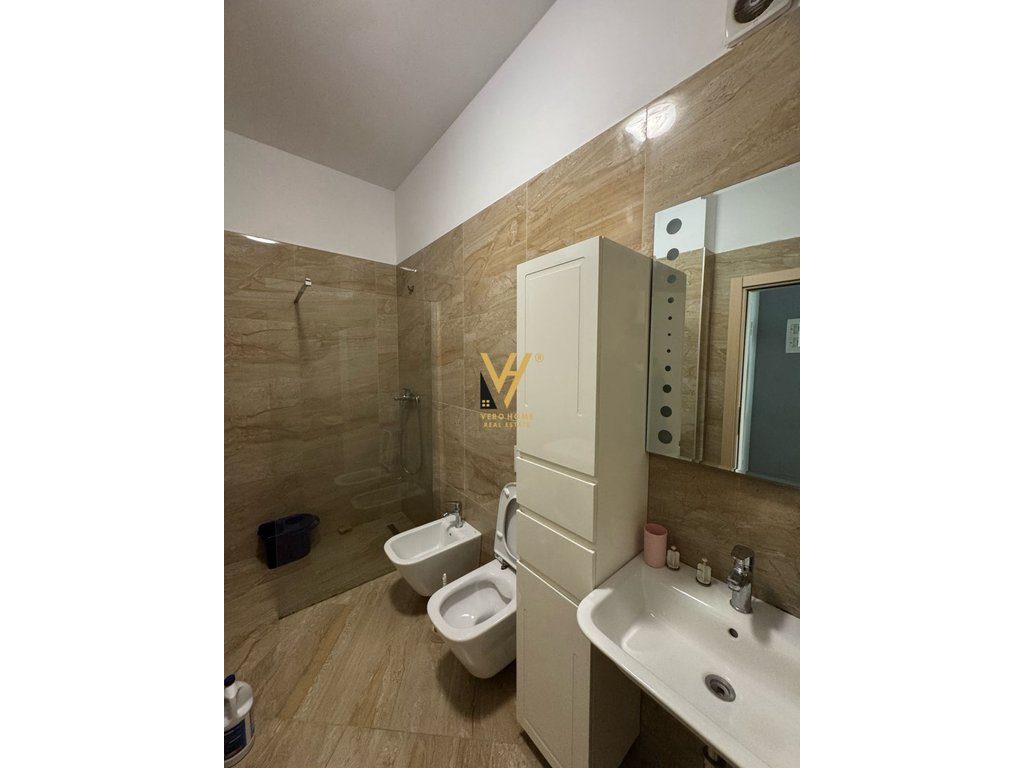 JEPET APARTAMENT 1+1+BLK ME QERA RRUGA E KAVAJES 75.000 LEKE 4