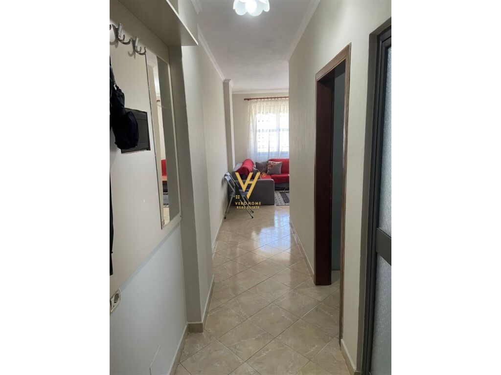 Jepet Apartament 1+1+ballkon me qera te Concordi , 5 Maji 115 m2 2