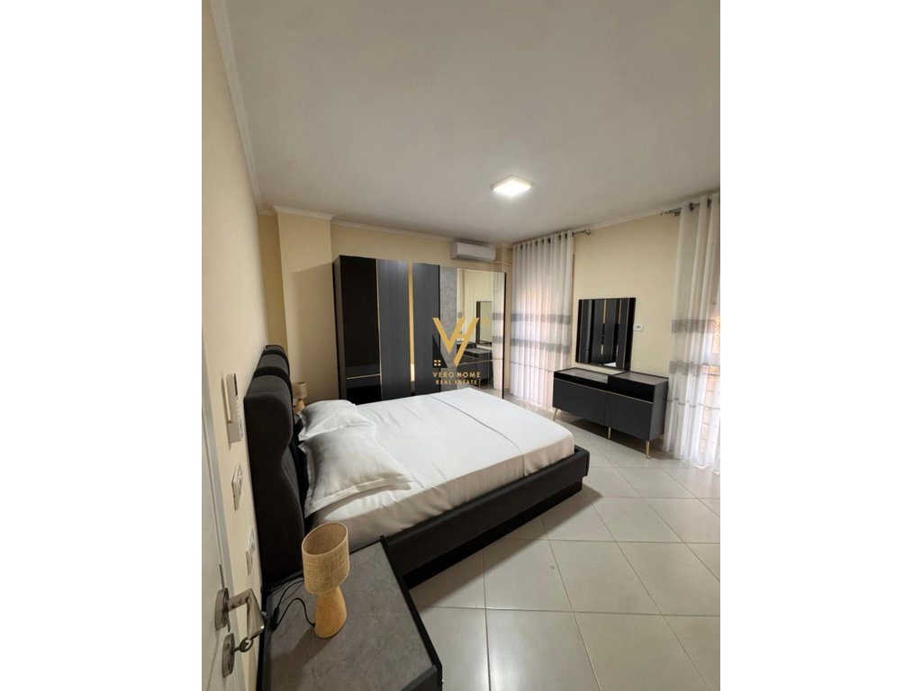 JEPET APARTAMENT 2+1+BLK ME QIRA TE PROKURORIA, QENDER 80.000 LEKE 4