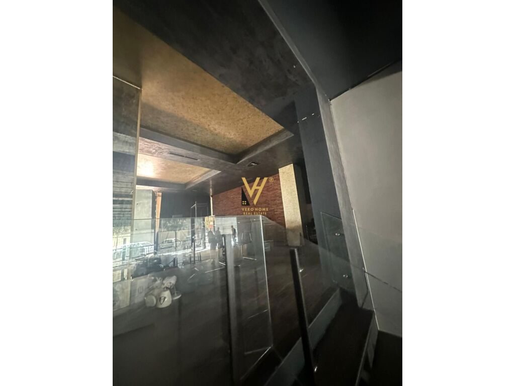 JEPET AMBIENT BIZNESI 440 M2 ME QERA TE 21 DHJETORI 4.000 EURO 3