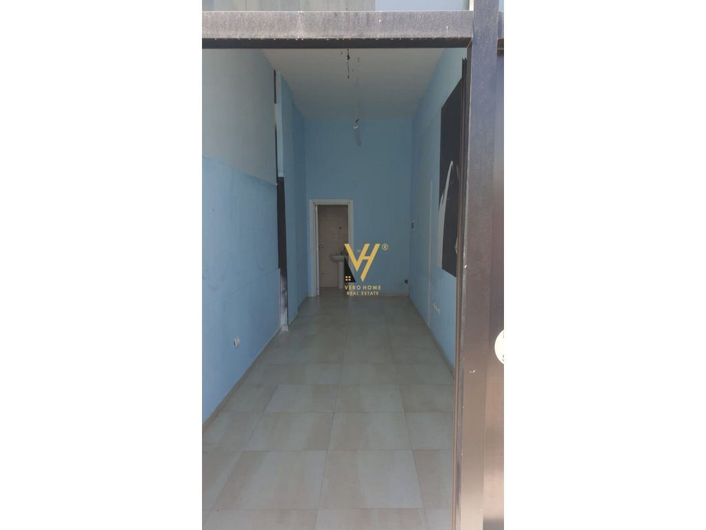 JEPET DYQAN 25 M2 ME QERA TE 21 DHJETORI 420 EURO