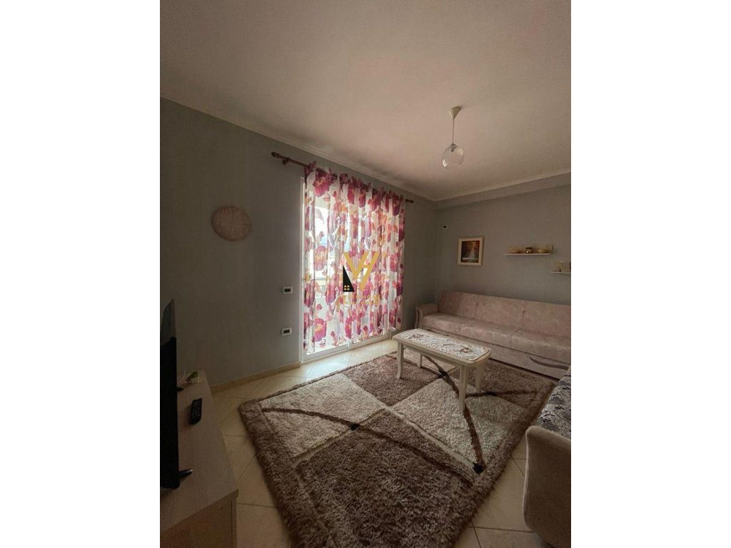 JEPET APARTAMENT 1+1+BLK ME QERA NE YZBERISHT 45.000 LEKE