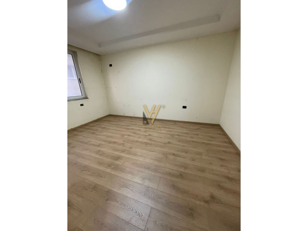 Shitet apartament 2+1 te Rruga Perlat Rexhepi, Bllok 110 m2 4