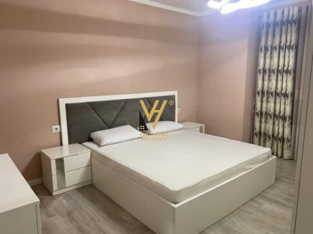 JEPET APARTAMENT 2+1+BLK ME QERA NE YZBERISHT 700 EURO 3