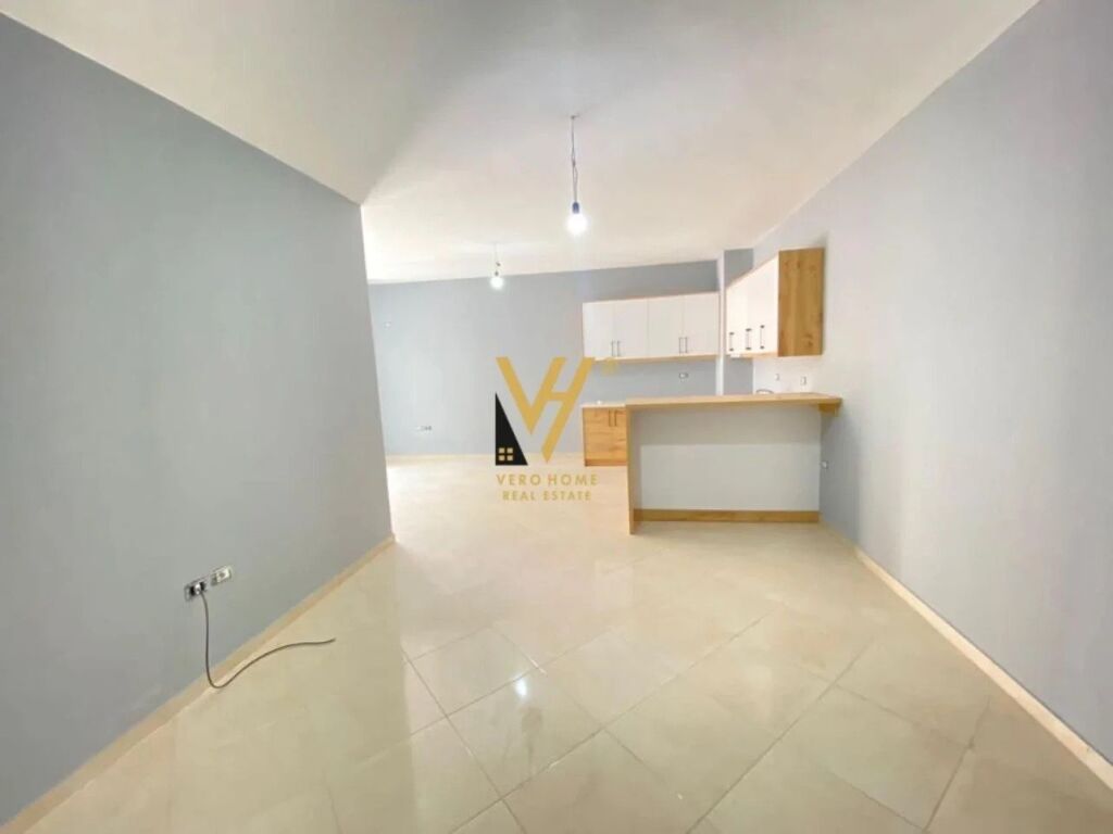 Jepet Apartament 2+1+2 me qera te Kopshti Botanik 112 m2 3