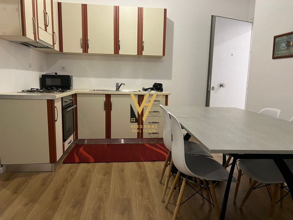 JEPET APARTAMENT 1+1+BLK ME QERA TE KOMPLEKSI OXA, FRESKU 400 EURO 2