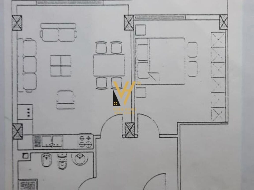Shitet Apartament 1+1+ballkon te Rruga 5 Maji 74 m2 4