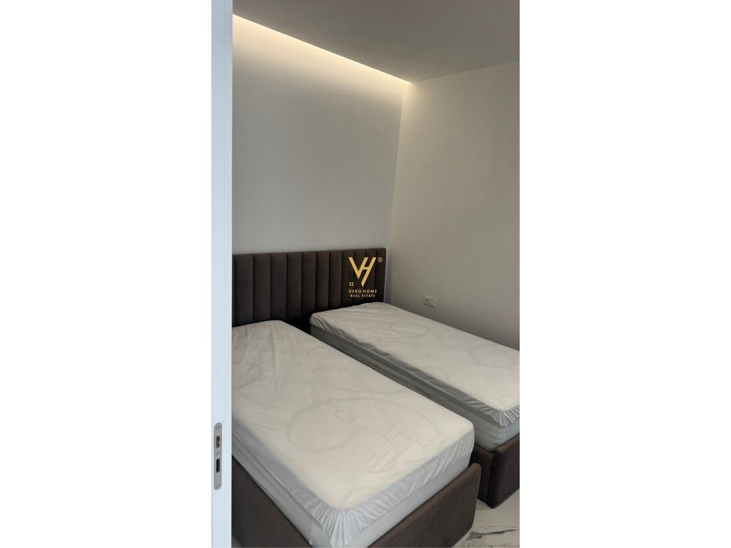 JEPET APARTAMENT 1+1+BLK ME QERA TEK 5 MAJI 50.000 LEKE 3