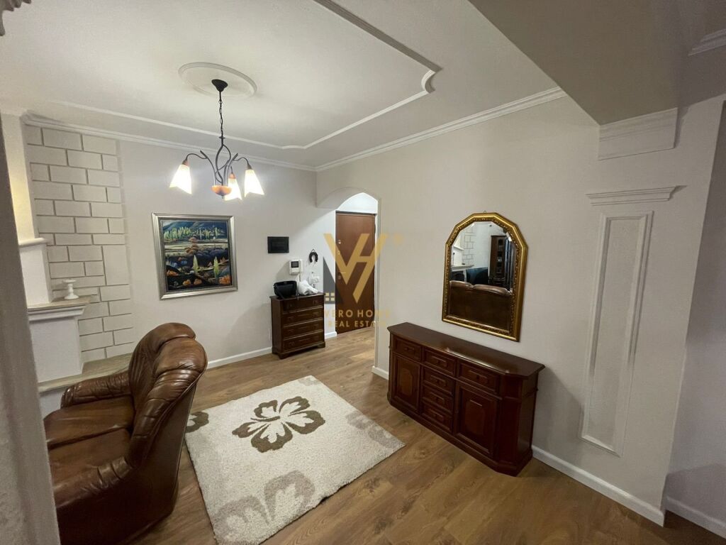 Jepet apartament 2+1+2+blk me qera tek Blloku 150 m2 4
