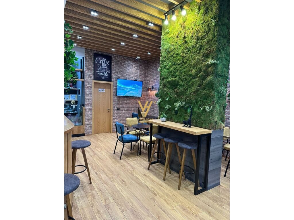 Shitet ambjent komercial te Blloku, Juridiku 56 m2