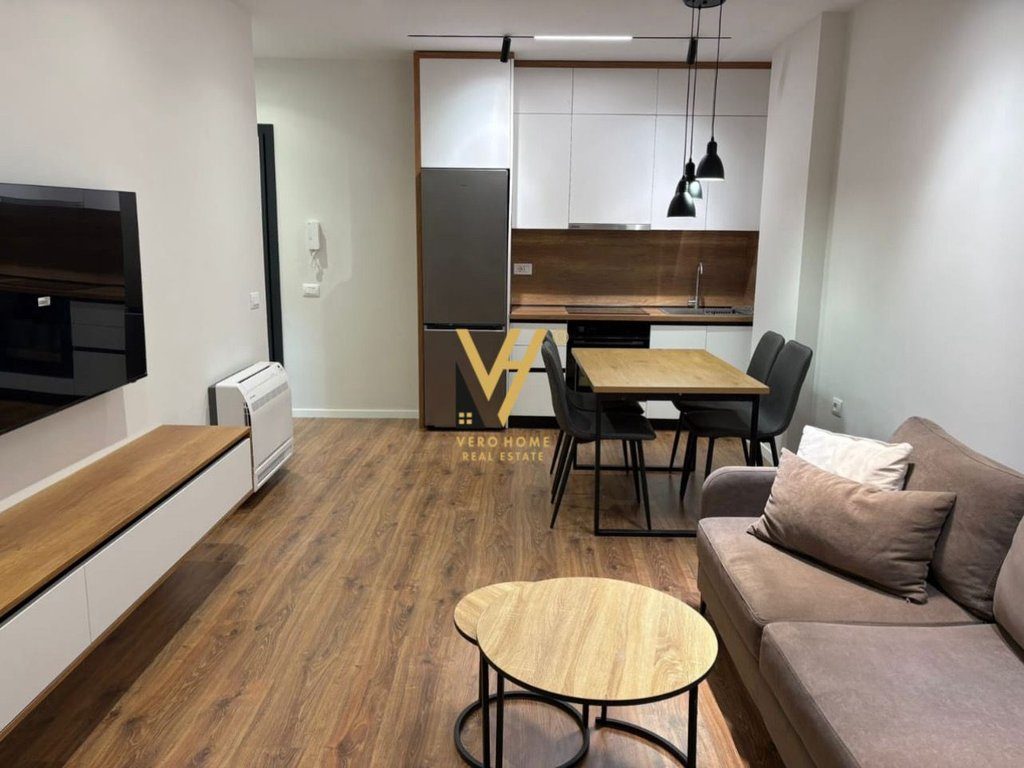 JEPET APARTAMENT 1+1 ME QIRA NE LAPRAKE 60.000 LEKE 3