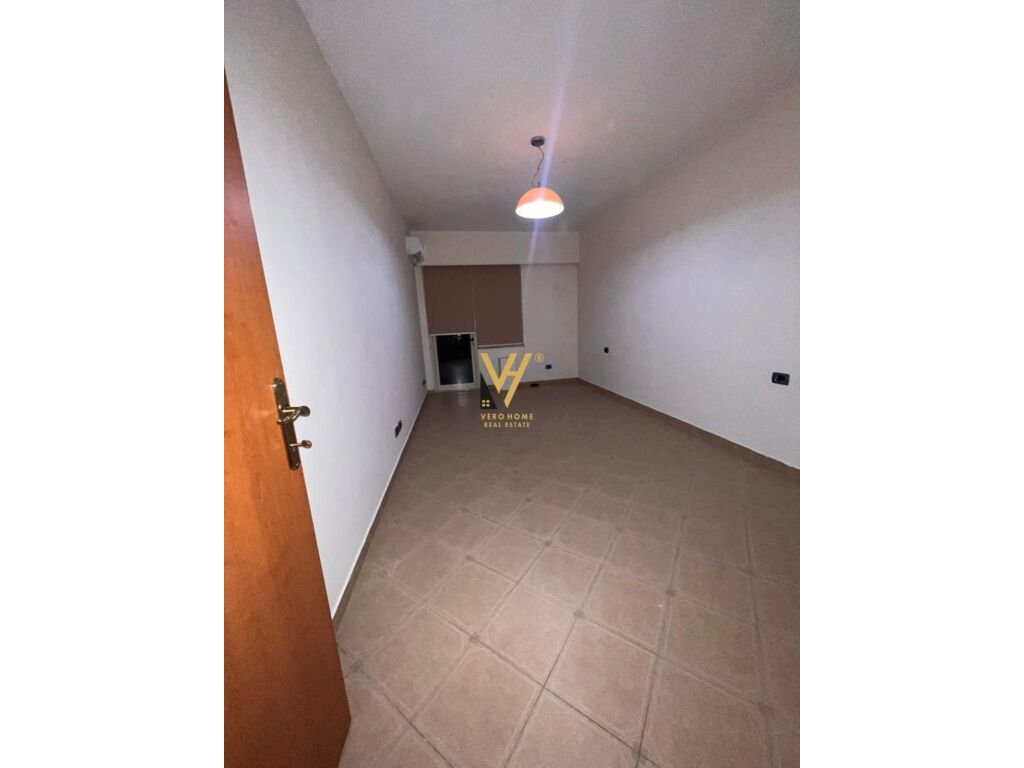 Jepet Zyre me qera te Drejtoria e Policise, Myslym Shyri 78 m2 3