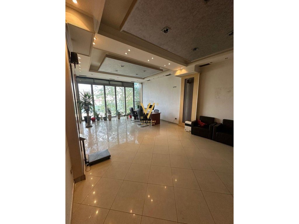 JEPET ZYRE 74 M2 ME QERA TEK ASTIRI 800 EURO