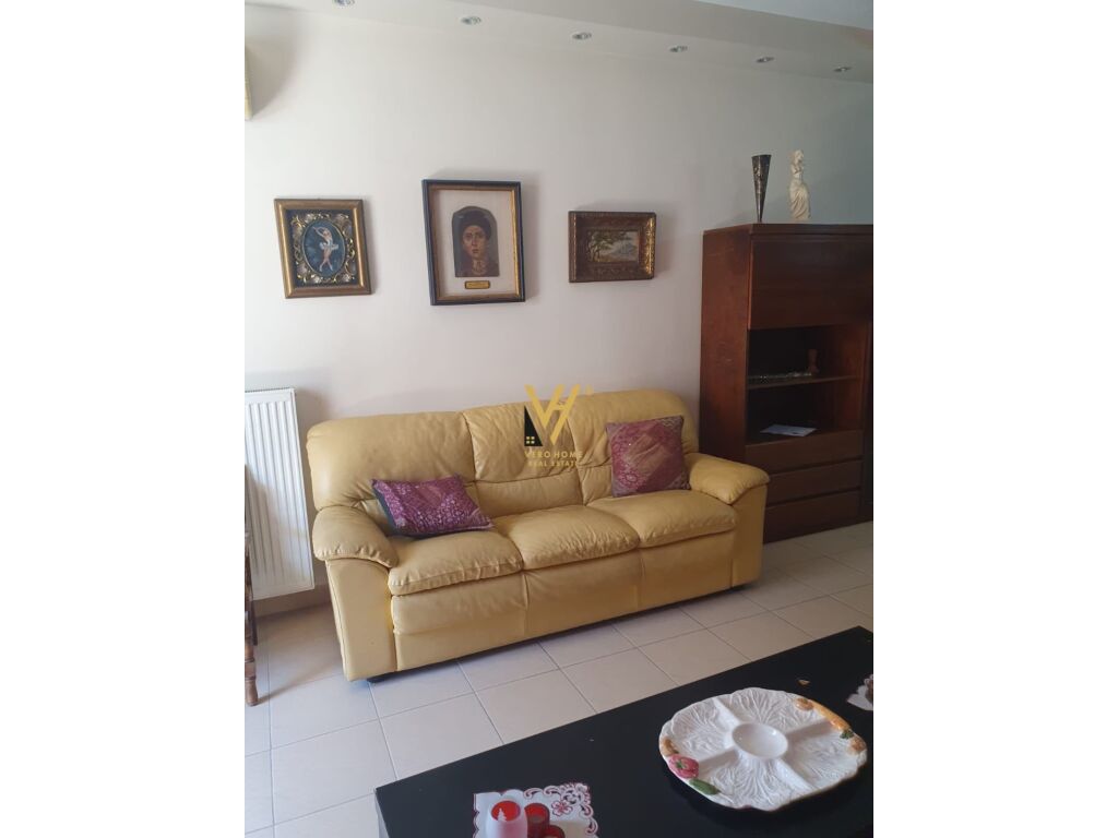Jepet Apartament 1+1+ballkon me qera te Kodra e Diellit 1 , 82 m2 3