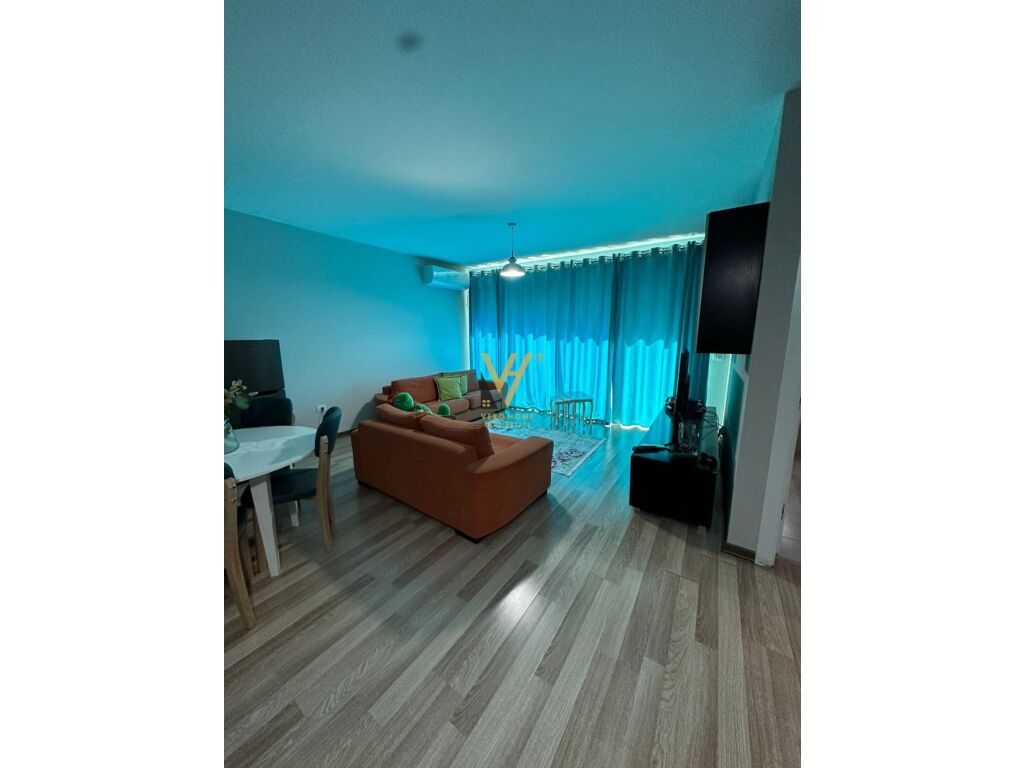 Jepet Apartament 2+1+2 me qera te Selvia 120 m2 2