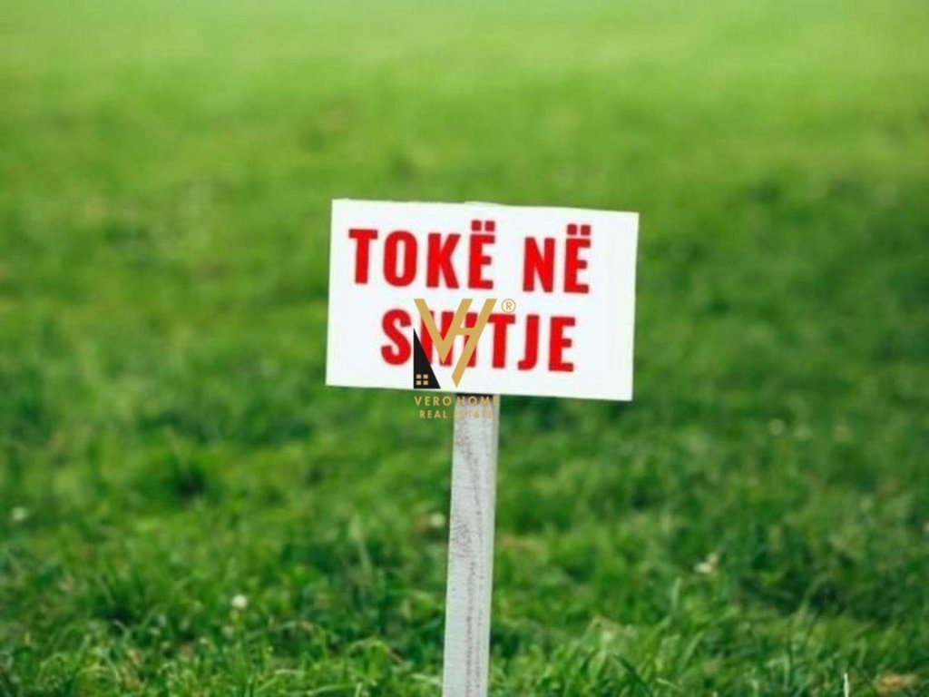 SHITET TRUALL 225 M2 PRANE TEG 8.900.000 LEKE