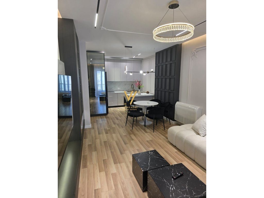JEPET APARTAMENT 2+1+2 ME QIRA NE ASTIR 1.000 EURO 2