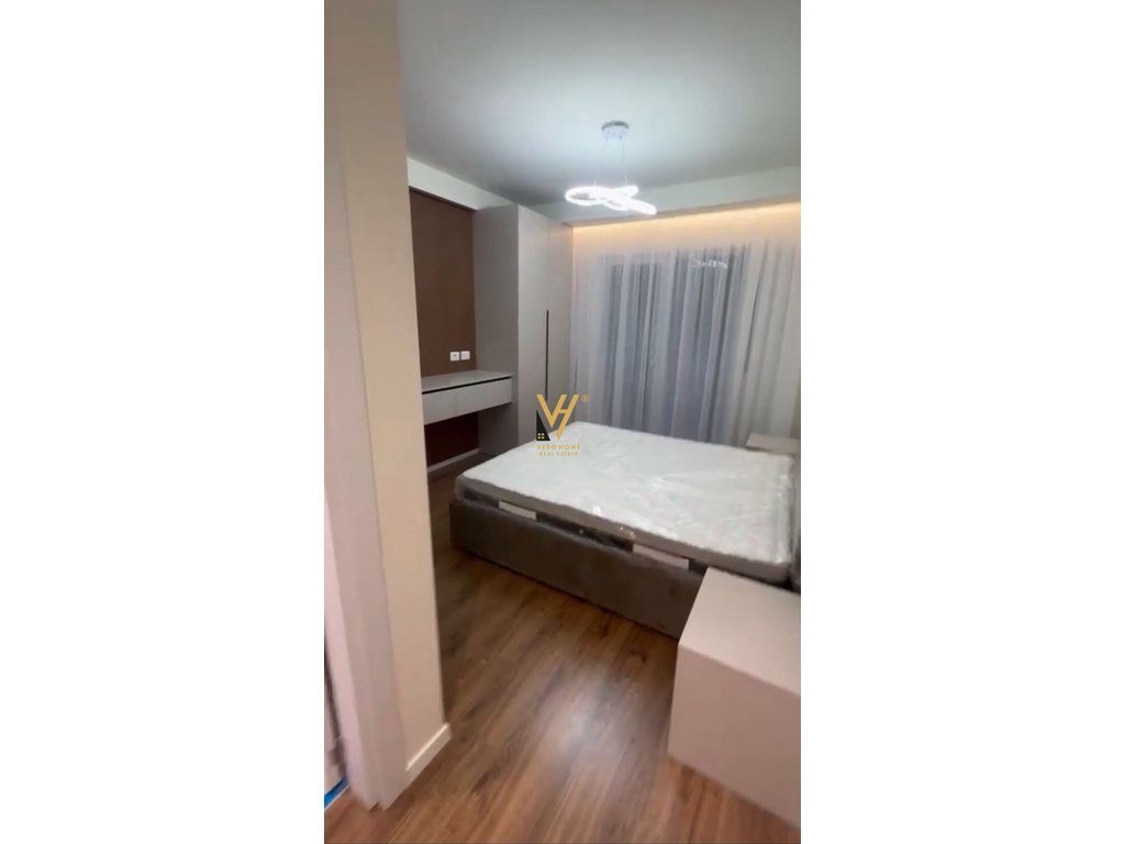JEPET APARTAMENT 2+1+2+BLK ME QERA TE RR.DRITAN HOXHA 1.000 EURO 3